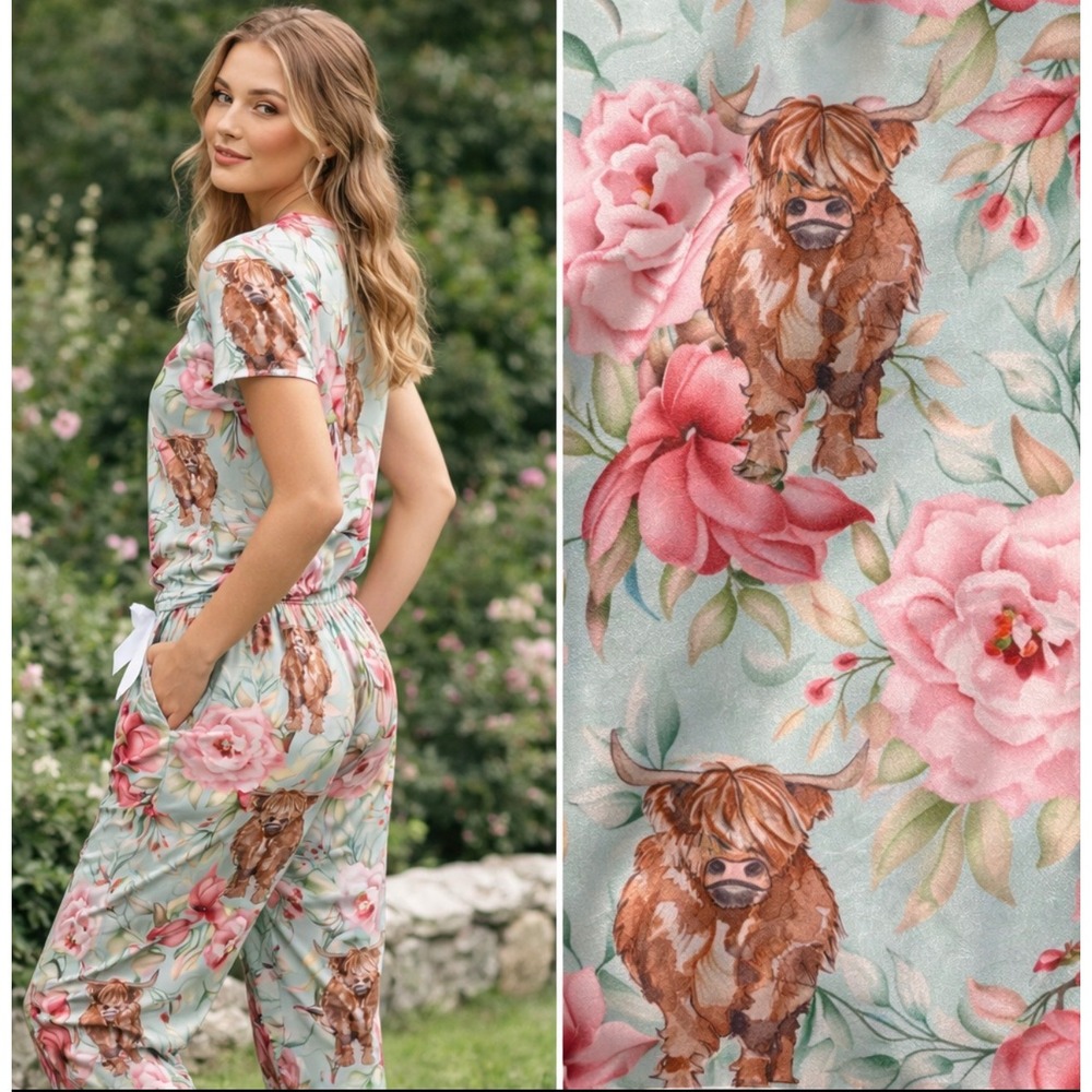 Shirley & Stone Highland Cow Floral Pajama Set Mint Green Henley Joggers WomensM
